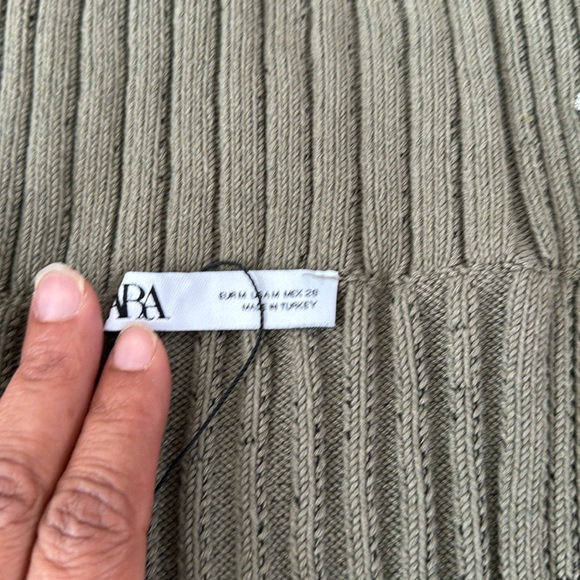 Knit off the shoulder - Picture 5 of 8